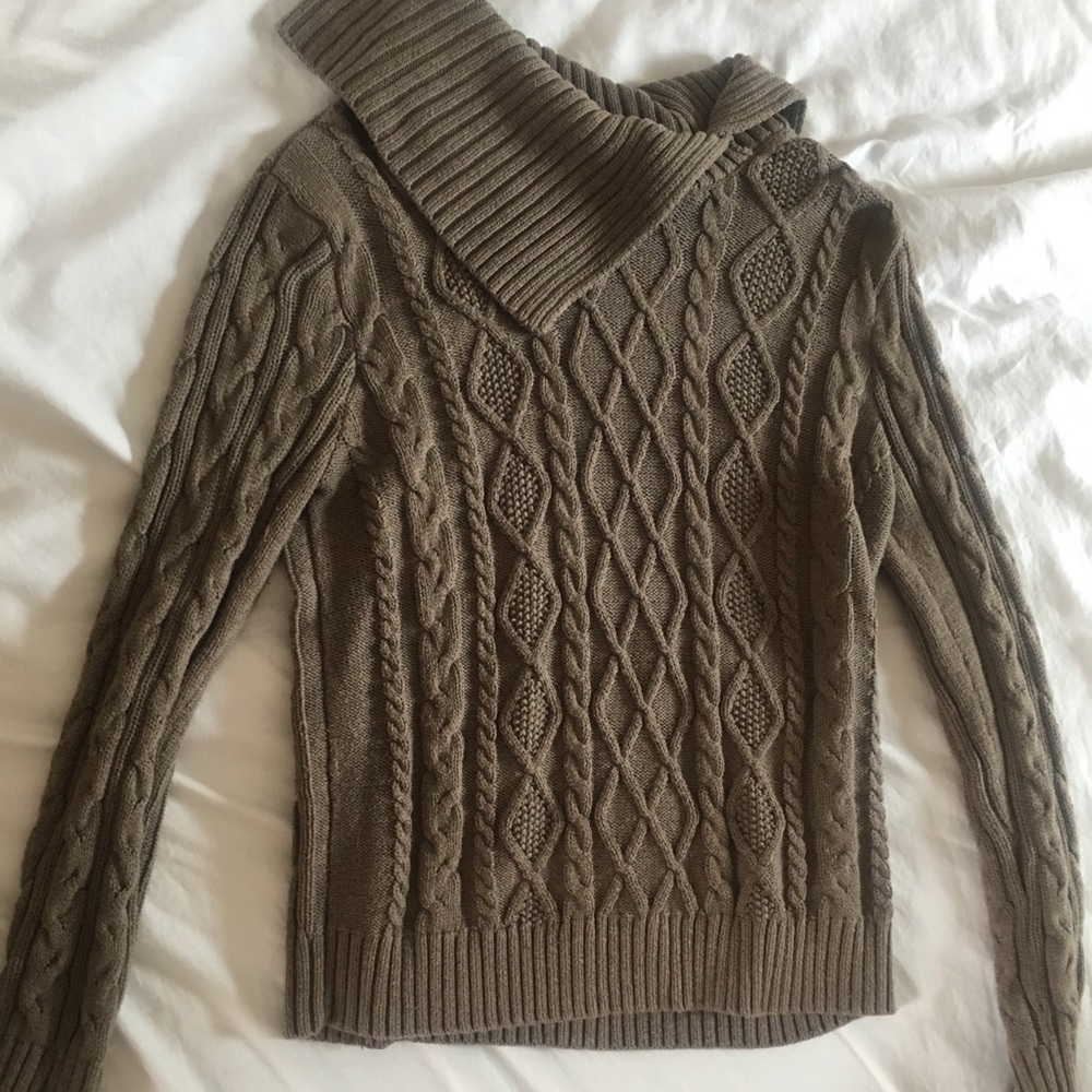 Jeanne Pierre Brown Sweater